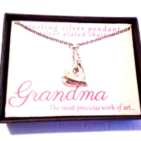 Sterling Silver Grandma Heart Pendant Necklace NIB - Picture 1 of 5